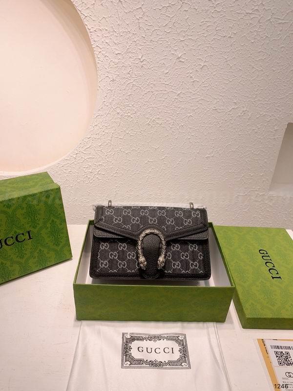 Gucci Handbags 6